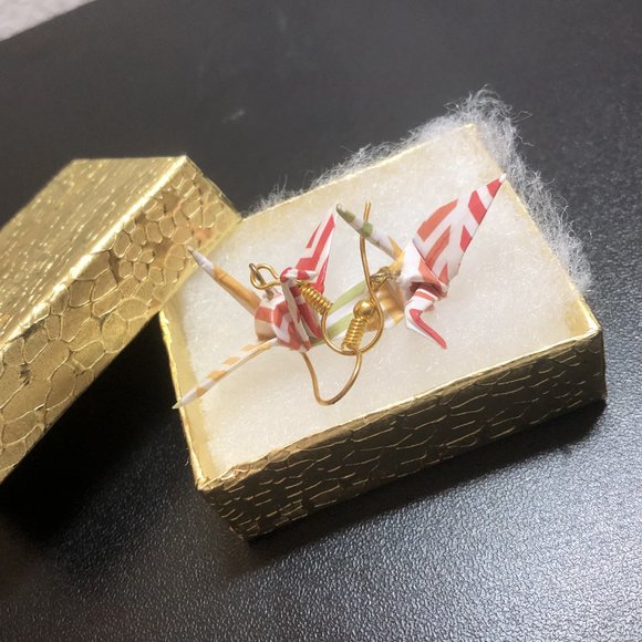 Origami Crane Earrings - HM - Picture 4 of 4